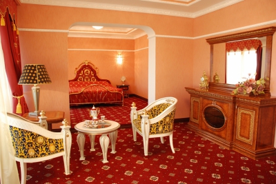 4-местный 3-комнатный 2-уровневый номер «Сюит» корпус №2